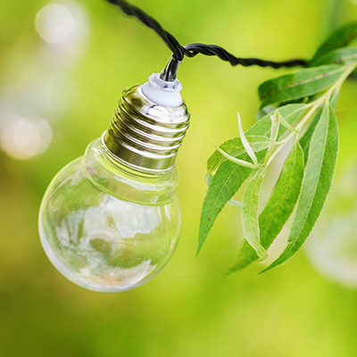 LE LUCI IN TASCA OGGETTI DI USO COMUNE PER UN’ESPERIENZA FUORI DAL COMUNE