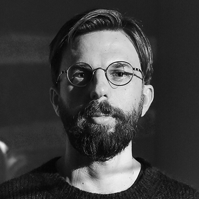 VITE OPEROSE: L’ARTE CHE ILLUMINA